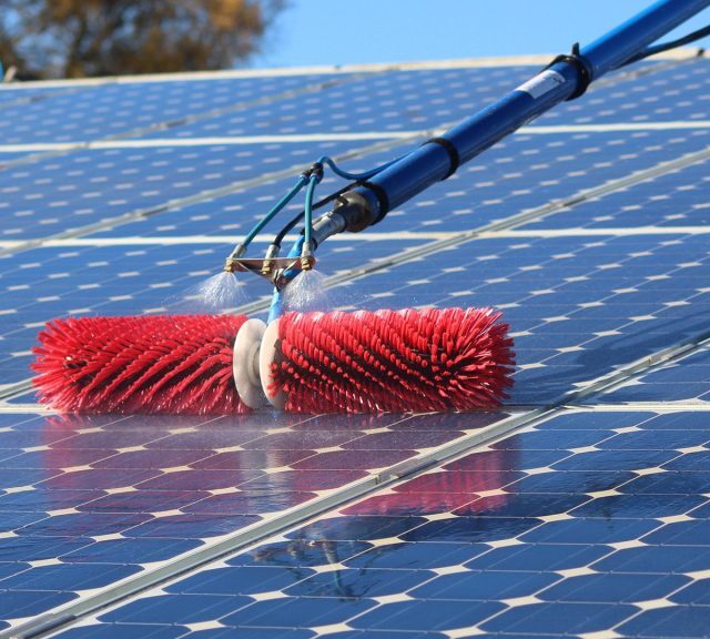 Nettoyage de panneaux solaires Nettoyage de panneaux solaires